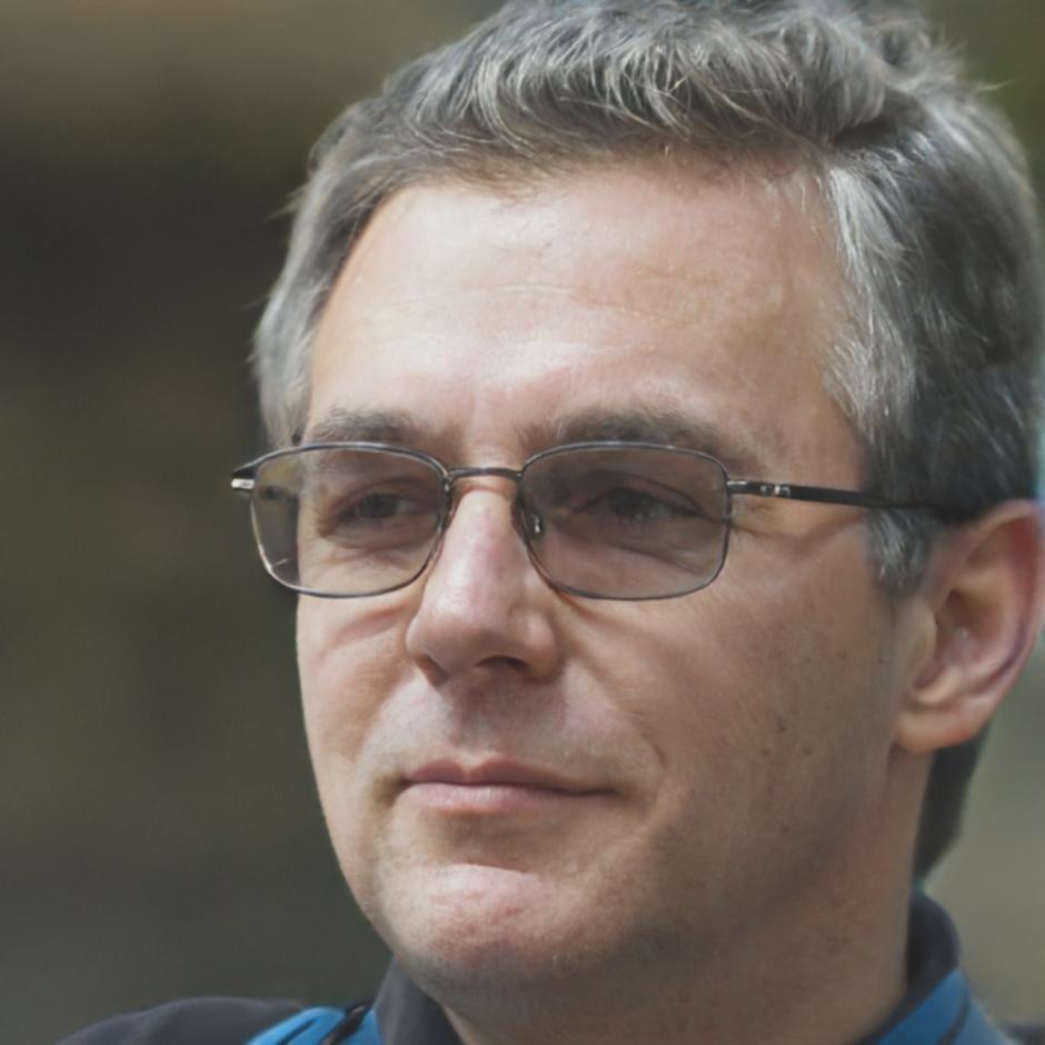 Portrait of Henrik Voss, business strategist